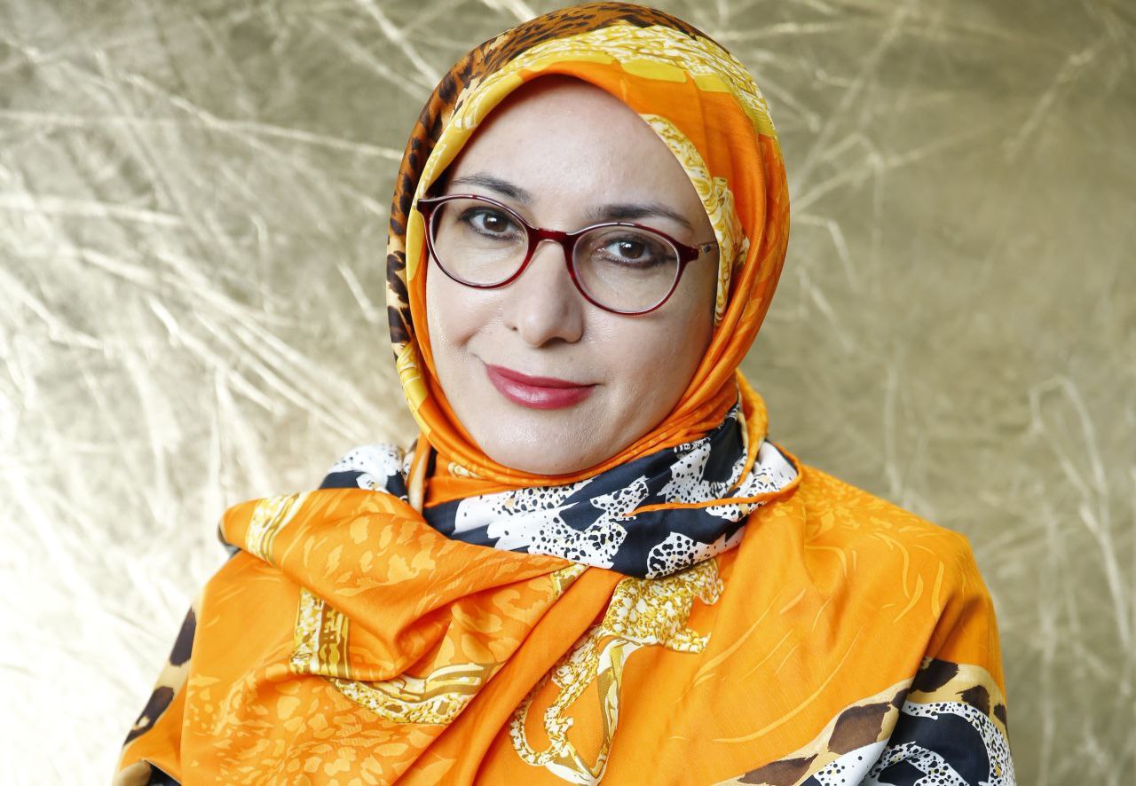 تقدیر از دکتر مریم سلیمی برای دو دهه فعالیت درروابط عمومی