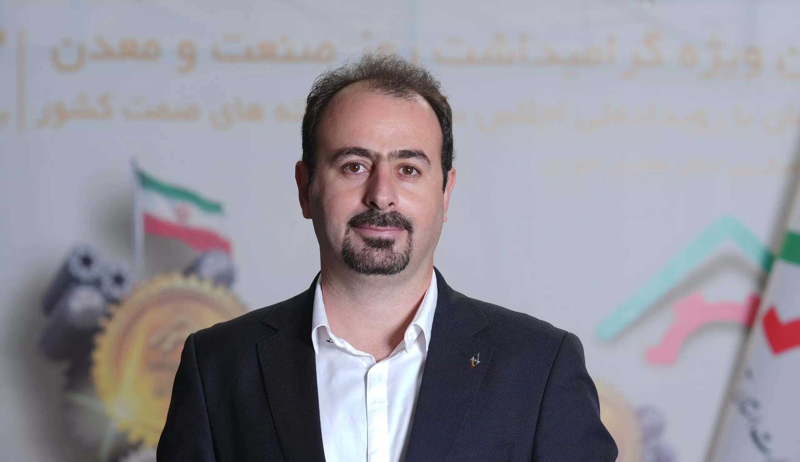 هفته روابط‌عمومی در سایه چندصدایی؛ فرصت یا تهدید؟