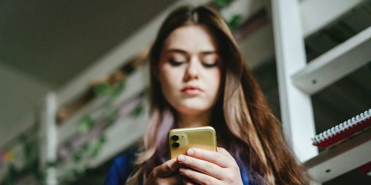 استفاده مفرط، فشار روانی در کاهش زمان حضور در فضای مجازی