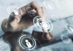 اهمیت مهارت‌های ارتباطی در موفقیت سازمان توسط مدیران