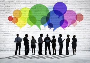 ارتباطات و تأثیرات آن بر جامعه و رسانه‌ها