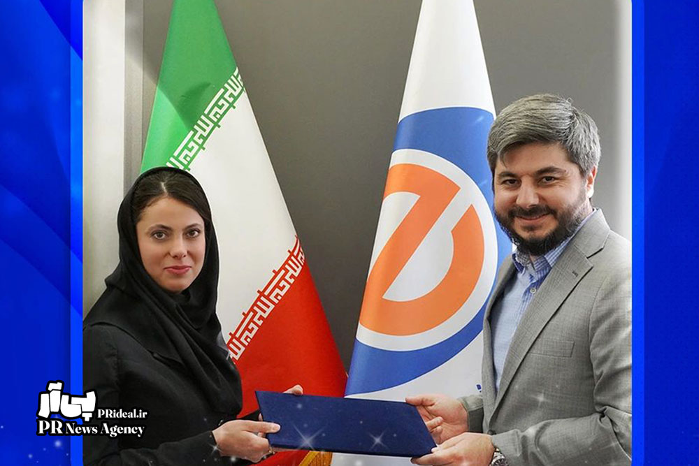 نیلوفر افشار رئیس روابط عمومی تاپکیش شد