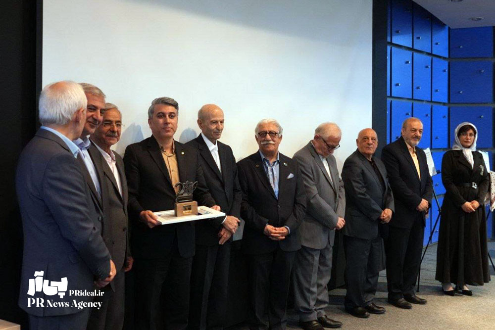 کسب چند رتبه برتر توسط روابط عمومی بانک توسعه صادرات ایران