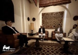 واکنش روابط‌عمومی بانک مرکزی به حواشی عکس جنجالی فرزین