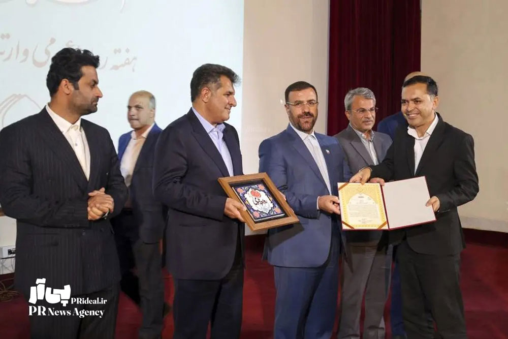 روابط عمومی شهرک‌های صنعتی فارس روابط عمومی برتر شد