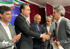 روابط عمومی، ویترین توانمندی‌های شرکت و عامل انسجام