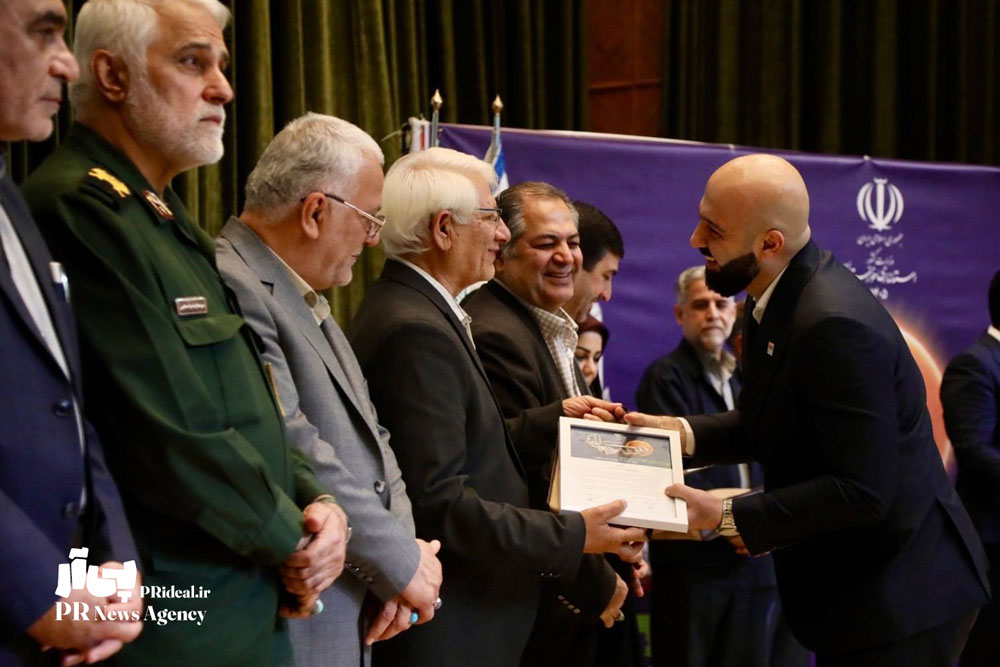 مدیر روابط‌عمومی فولاد خوزستان مدیر برتر روابط‌عمومی استان شد
