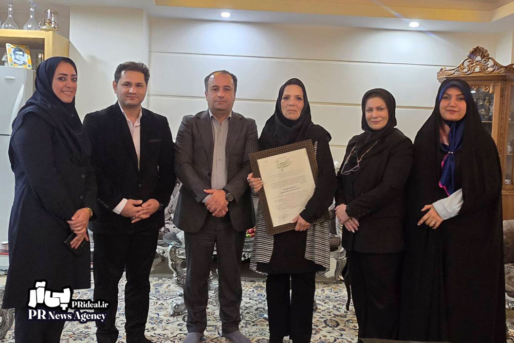 دیدار با بانویی که نسل‌های روابط عمومی را پرورش داد