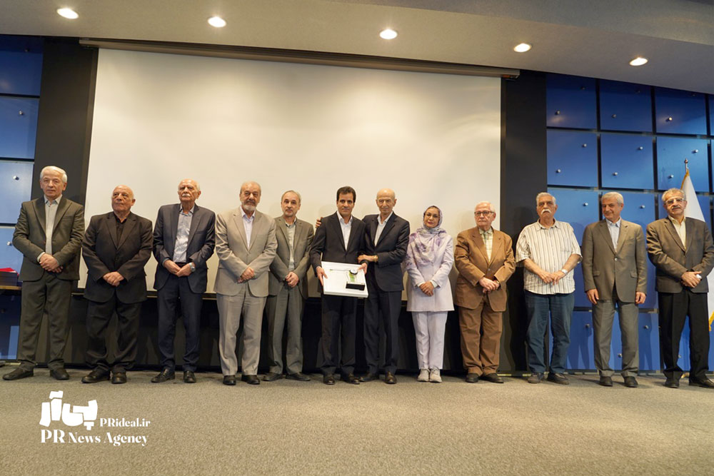 دپارتمان ارتباطات دِکا حائز  ۹ رتبه برتر در جشنواره انتشارات روابط‌عمومی